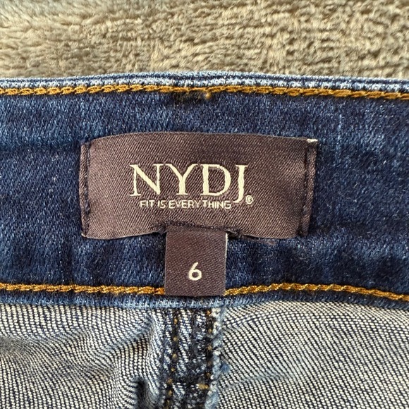 NYDJ Marilyn Straight Leg Jeans Womens 6 Mid Rise Lift Tuck Denim Blue Indigo - Picture 2 of 11